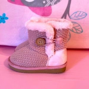 Like new! Adorable Pink Toddler Boots